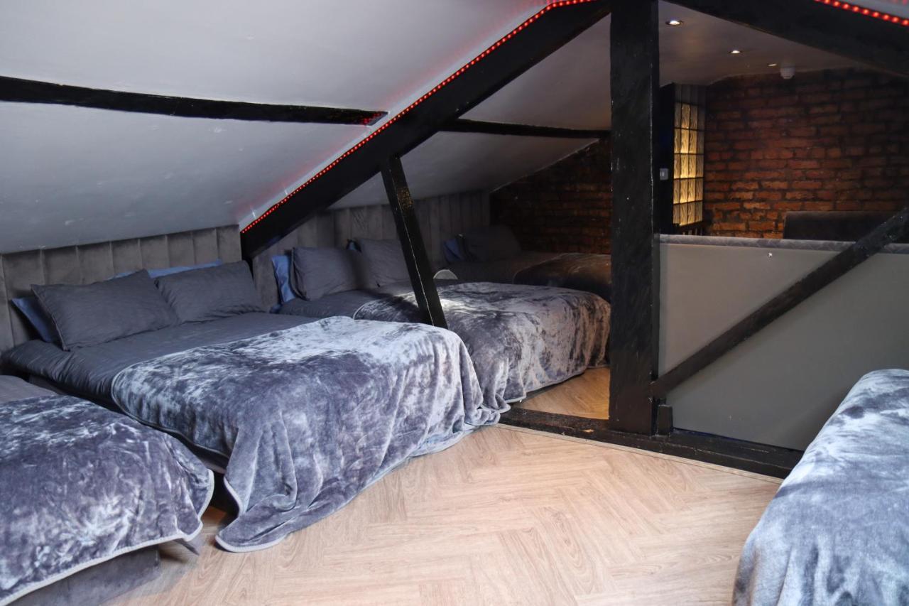 19 Rodney Street Apartment *